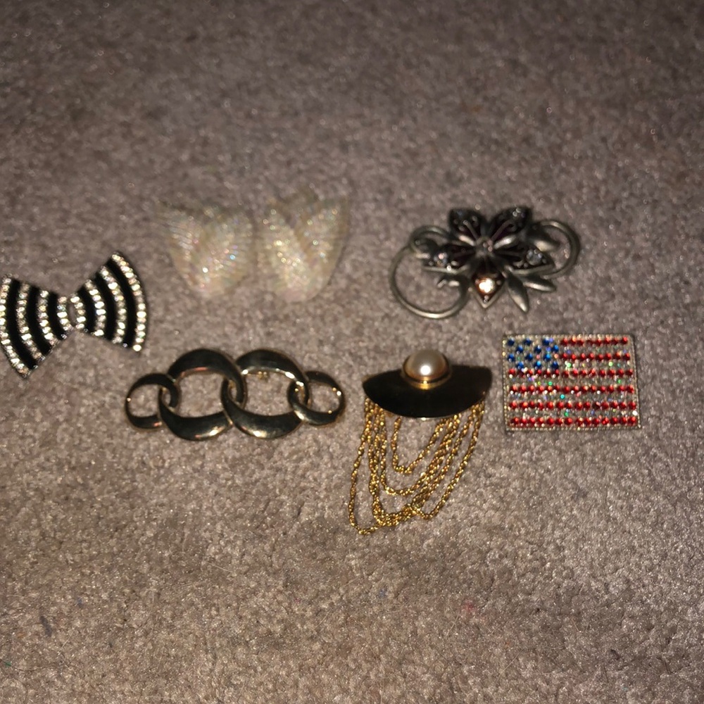Assorted Brooch Set with Rhinestones and Chains